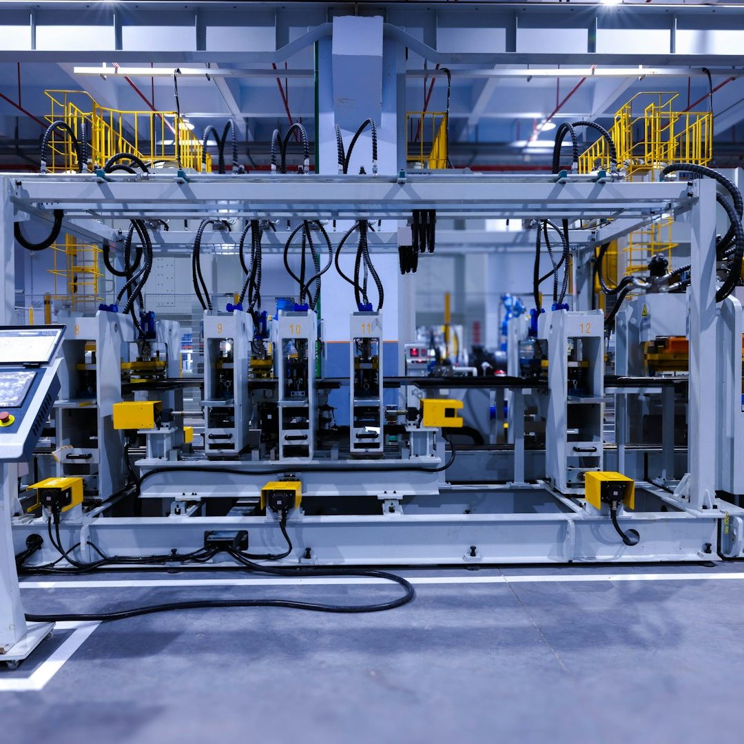 Técnicos Mantenimiento Frío Industrial Sevilla En Frío Industrial Sevilla, nos especializamos en la realización de proyectos, puesta en marcha y mantenimiento Equipos Inustriales.